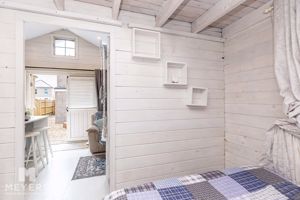 Photo 35- click for photo gallery